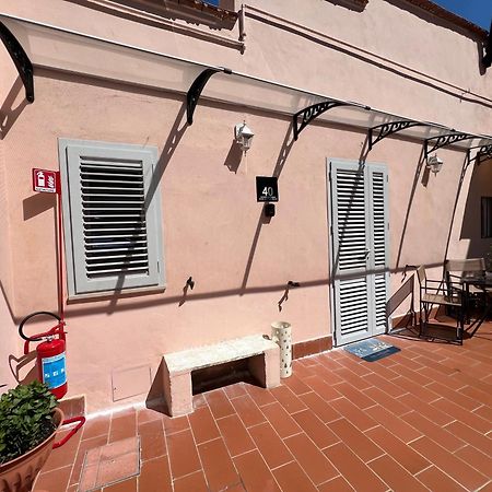 Home Cavour Prato 普拉托 外观 照片