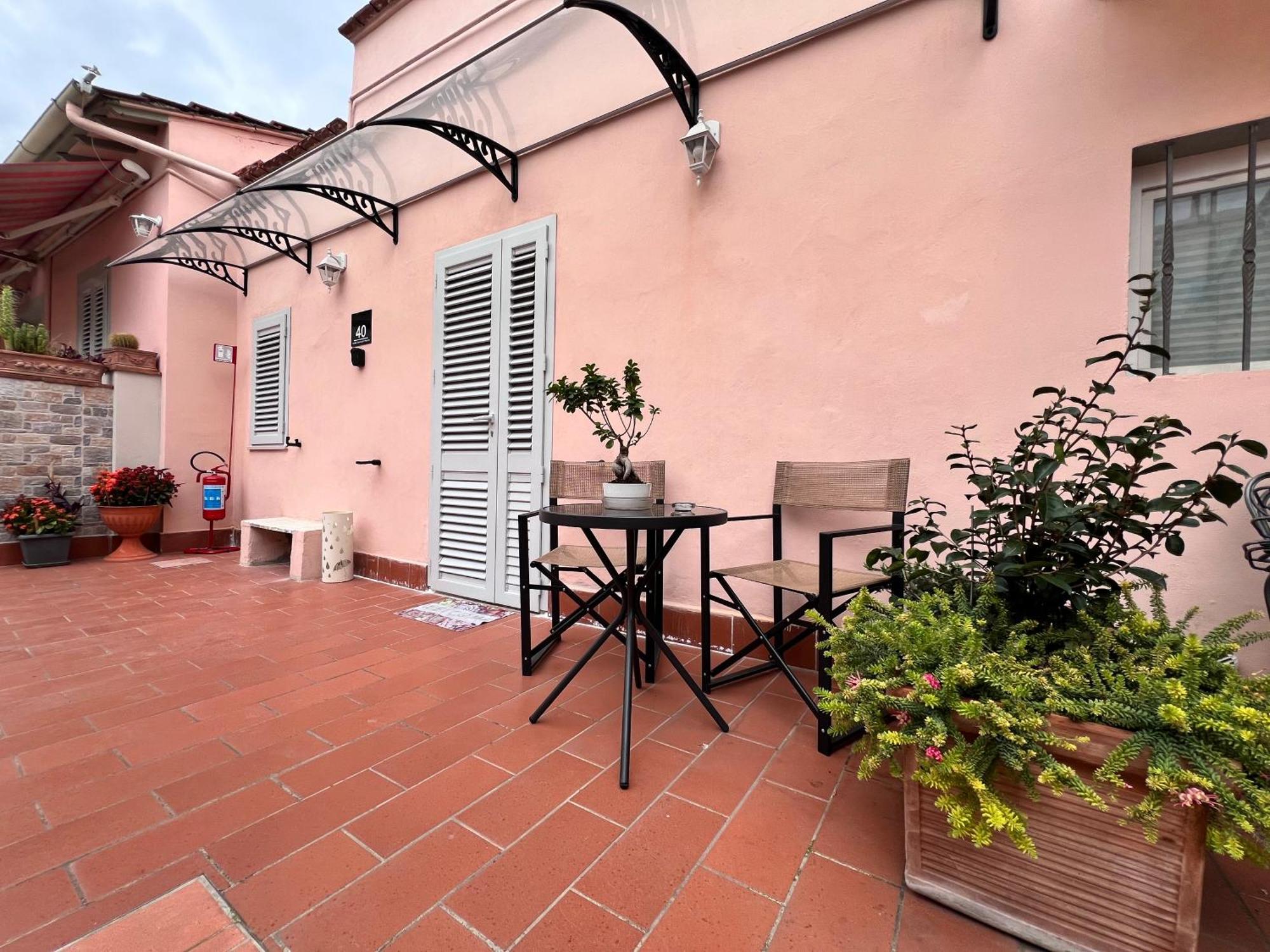Home Cavour Prato 普拉托 外观 照片