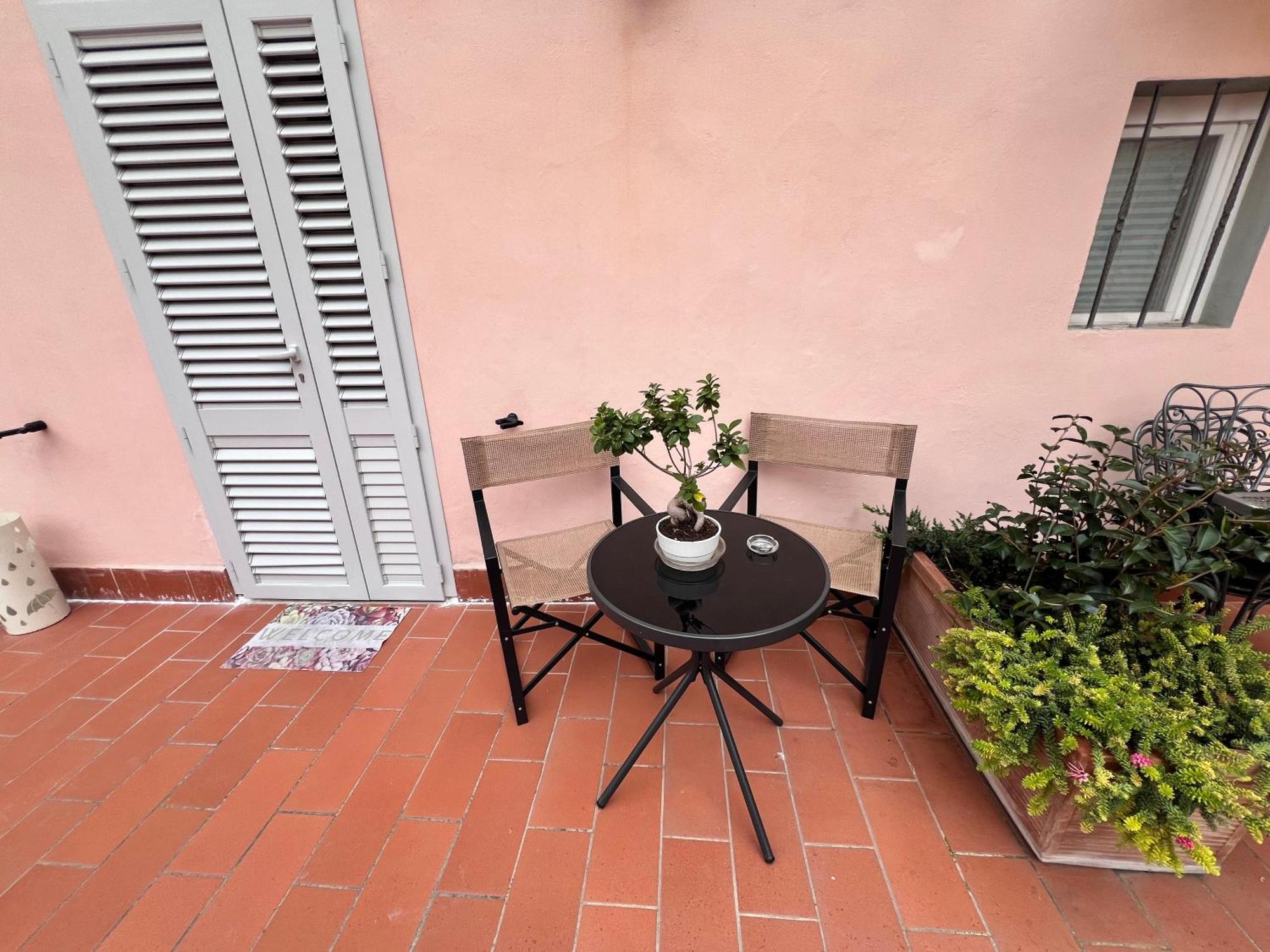 Home Cavour Prato 普拉托 外观 照片