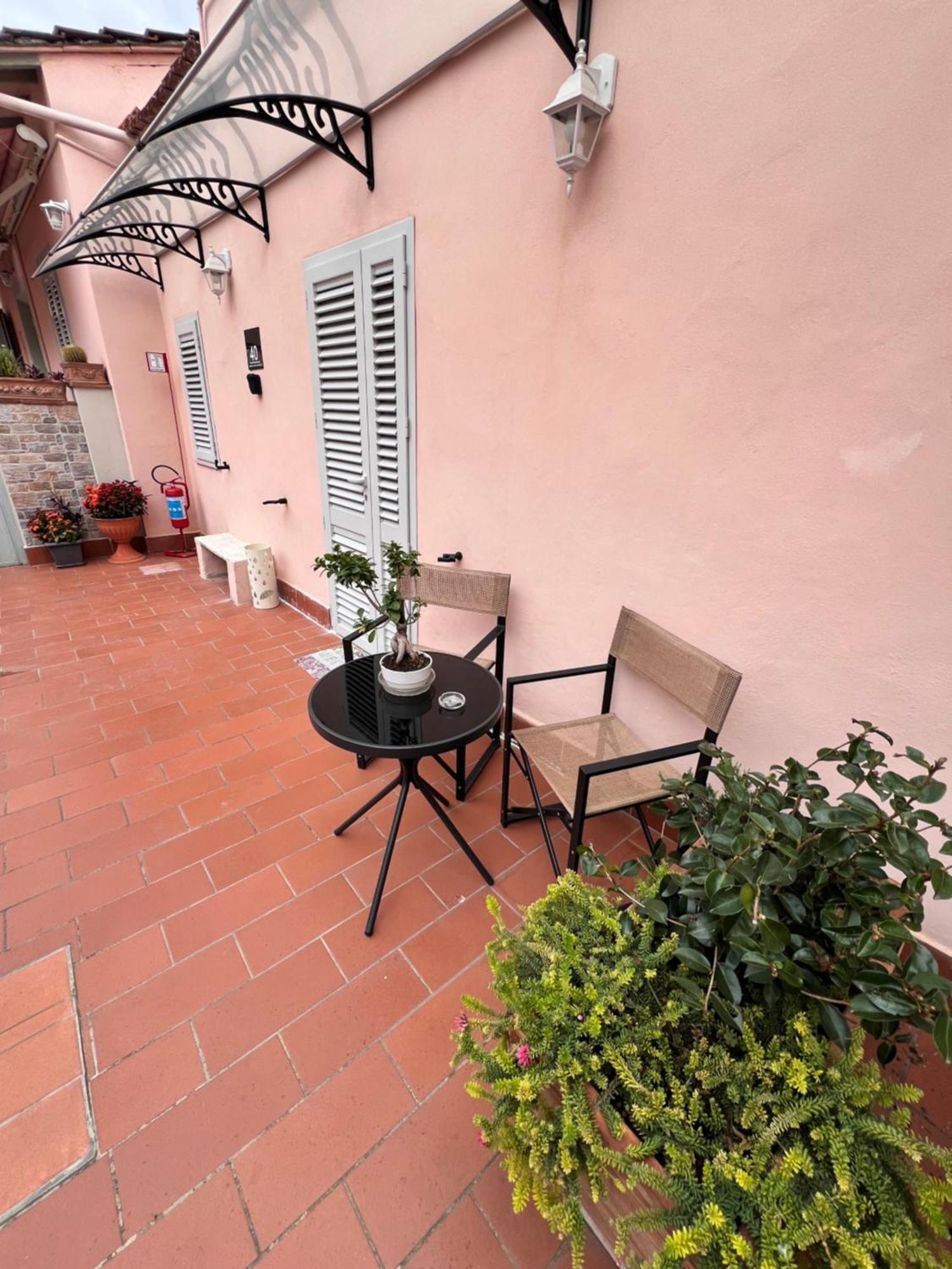 Home Cavour Prato 普拉托 外观 照片